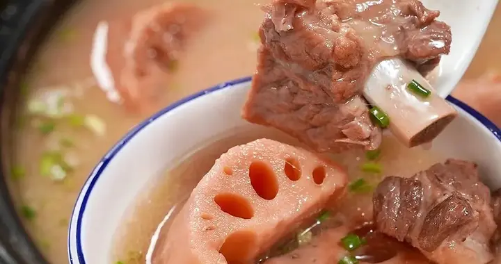 秋天多喝此汤，比鸡汤还补！滋阴润燥补气血，简单一煮就超好喝