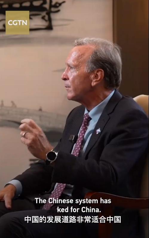 一个俄罗斯军事专家，一句话把美国人整不会了。他说：“美国到现在才明白，中国是天然