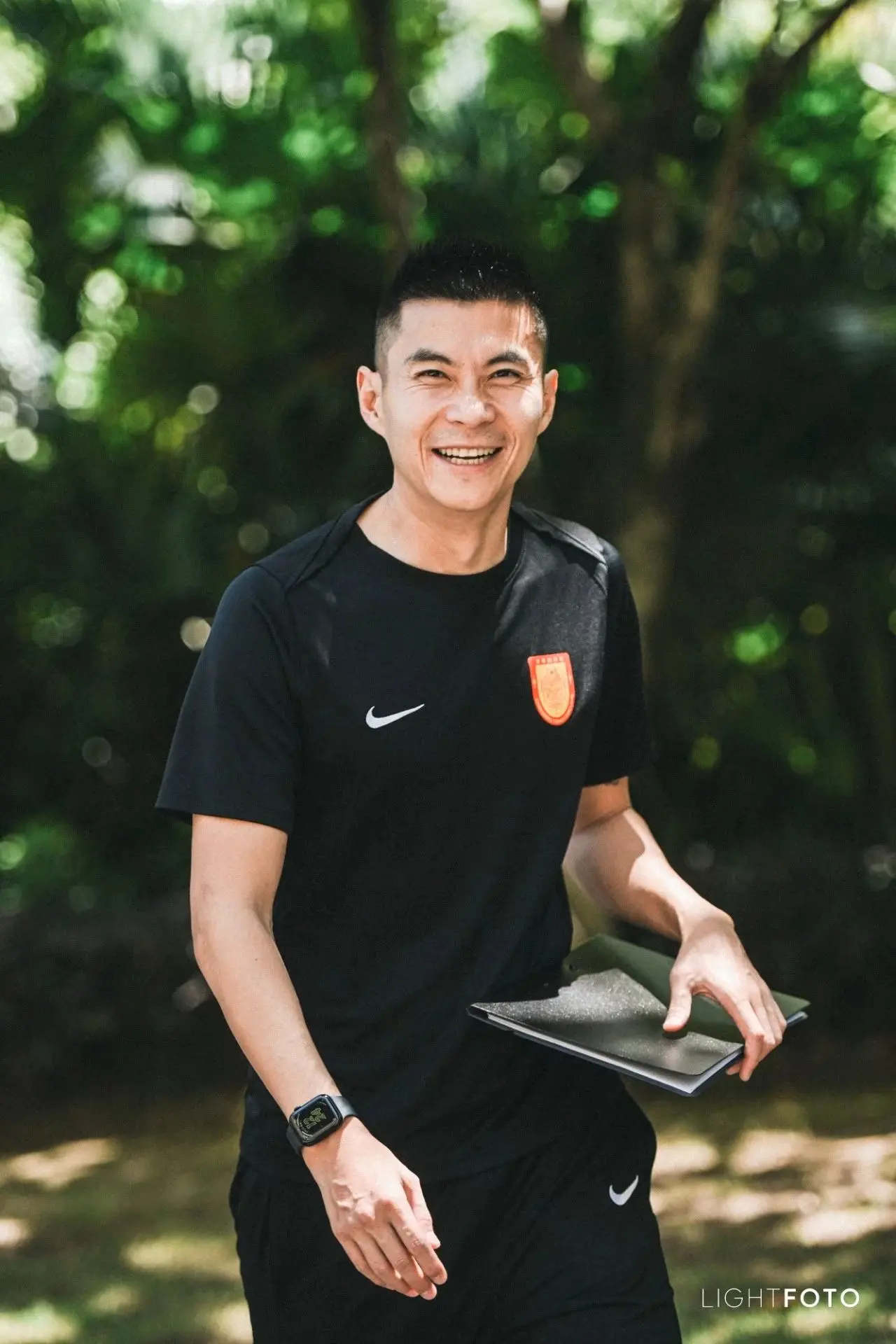 我评论了 Warriors无名勇士 的作品： 中超还给重庆，传奇不说再见