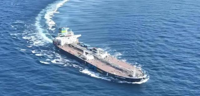 特朗普正式宣布：被扣押的中国香港“世纪号”油轮所载180万桶委内瑞拉原油，以及船