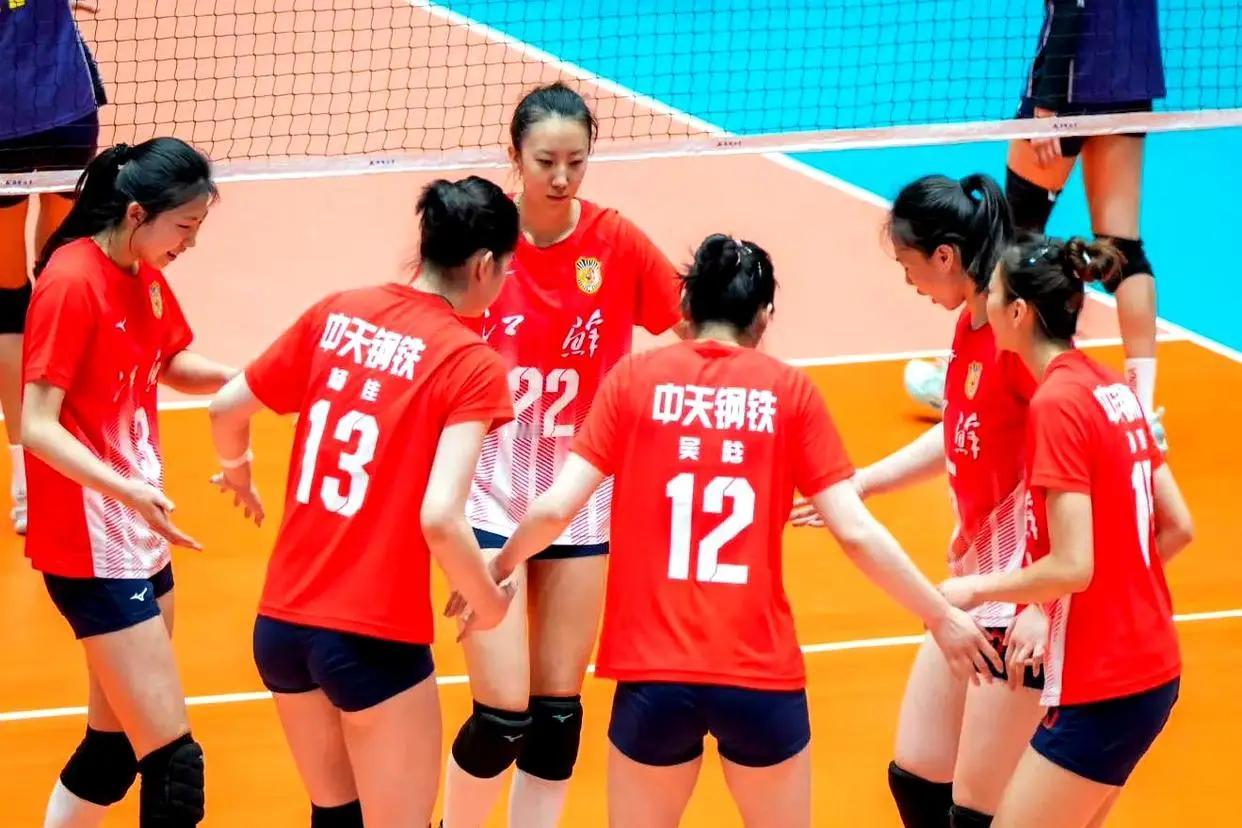 越南国际女排邀请赛吸引了来自中国、日本、韩国、越南的8支球队参与角逐，以下是该项