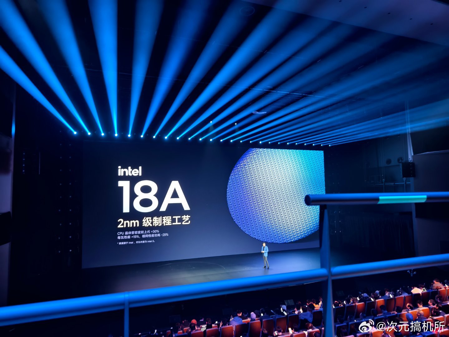 笔记本买 7999 起，首销优惠五百，国补六千多小米bookpro14