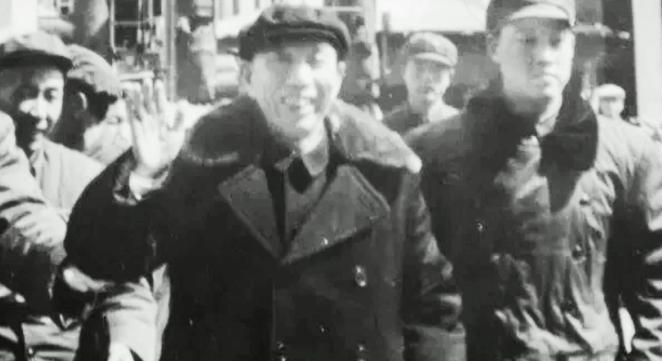 1993年3月12日，开国上将王震在广州逝世，引人注目的是，中央在评价王震将军的