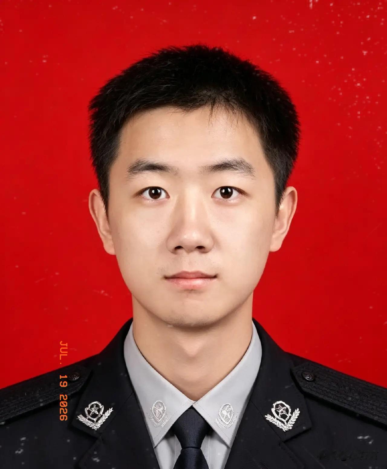 刘才添，男，汉族，1990年1月出生于福建德化，共青团员，大学本科学历，2013