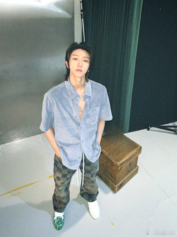 徐明浩新EP 徐明浩携新EP回归，音乐中东方梦幻与现实交织，他用独特的方式诠释温