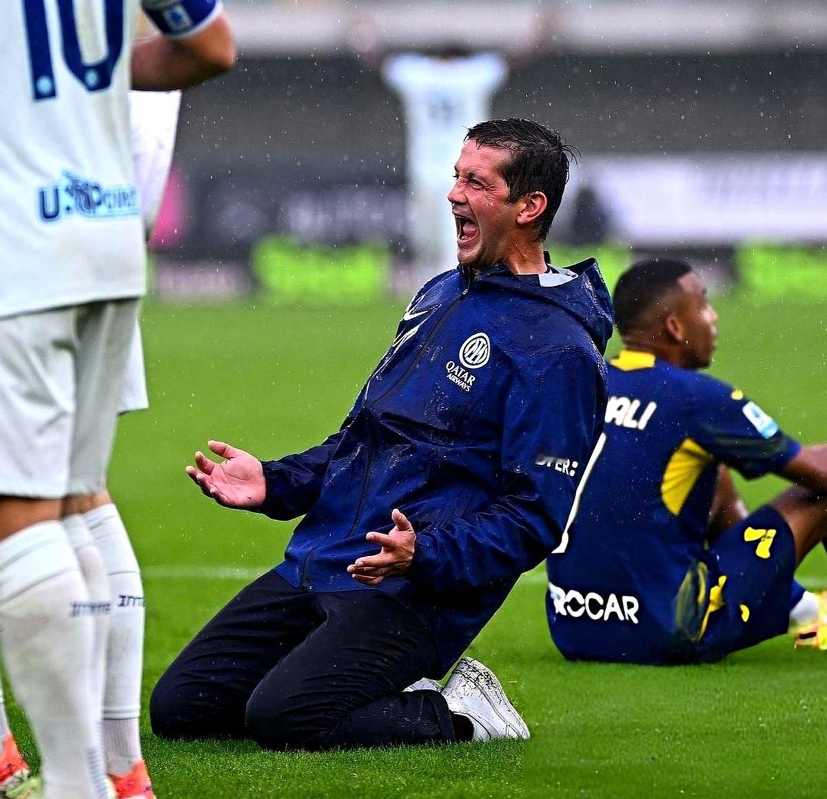 两连胜，人却松了。
跑不动，逼不紧，拦截全靠猜。
教练组直接把数据甩脸上：冲刺少