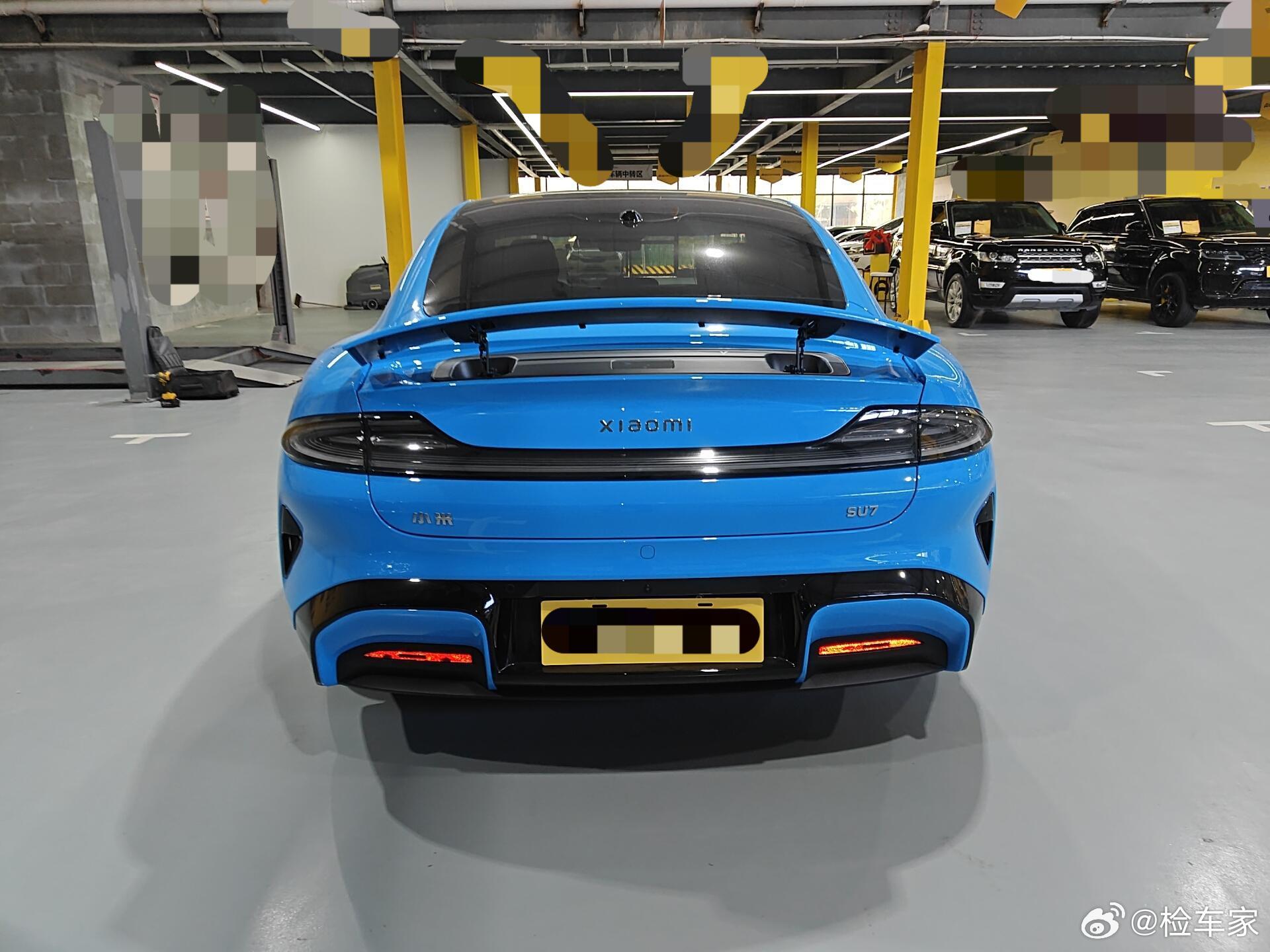 又见零公里二手车，这次是小米！24.99万的SU7Pro版，额外选配2万多，不开