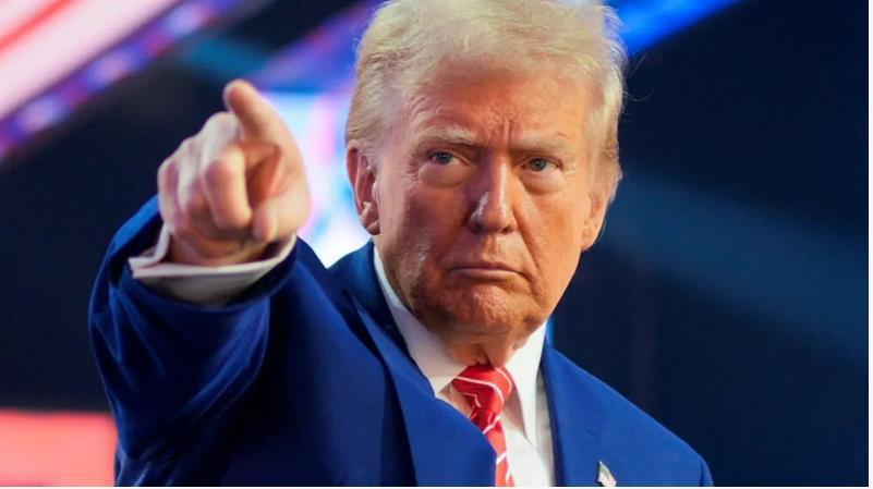 特朗普称伊朗民众在发电站周围设置的"人肉盾牌""完全违法"
    伊朗无权在发