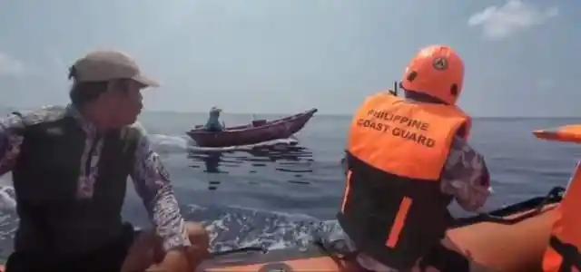 9月28日，菲律宾海警在南钥岛试图驱赶咱们正常作业的渔船。搁二十年前，菲方可能真