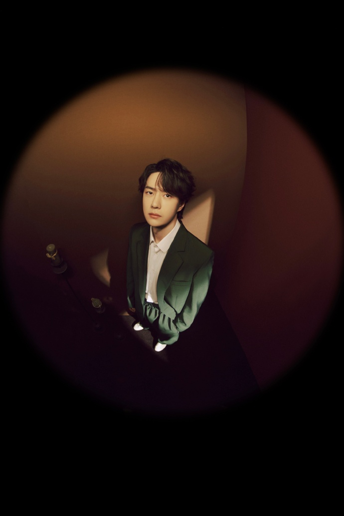 【侵权王一博公司登报道歉】据人民法院报，一公司未经合法授权，使用肖像进行商业宣传