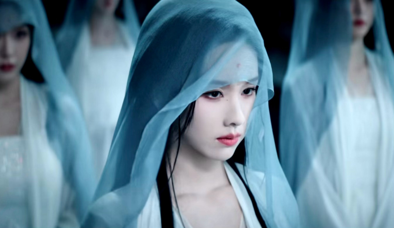 怎么能有一个妆造如此适配嘟儿…完全适配陈都灵的妆造