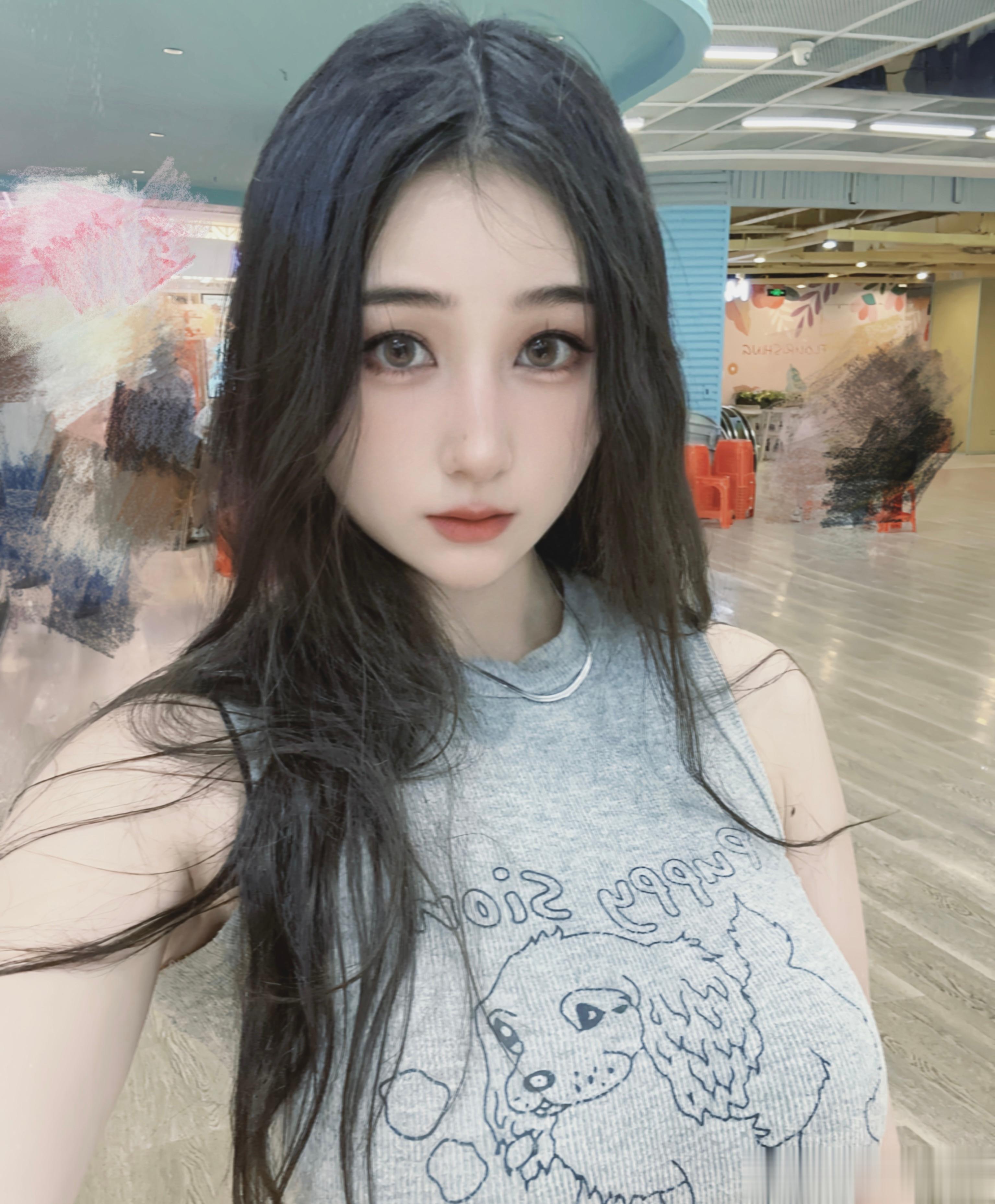 世界破破烂烂 小猫缝缝补补 ​​​