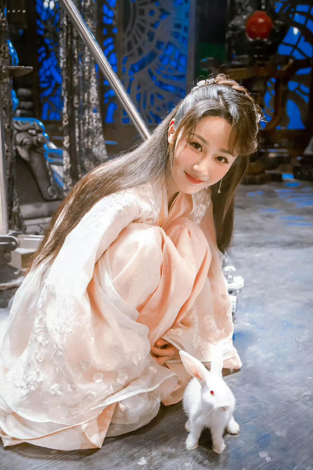 “繁花似锦觅安宁 淡云流水度此生”祝我们的《香蜜》水晶中最可爱的小葡萄锦觅🍇出