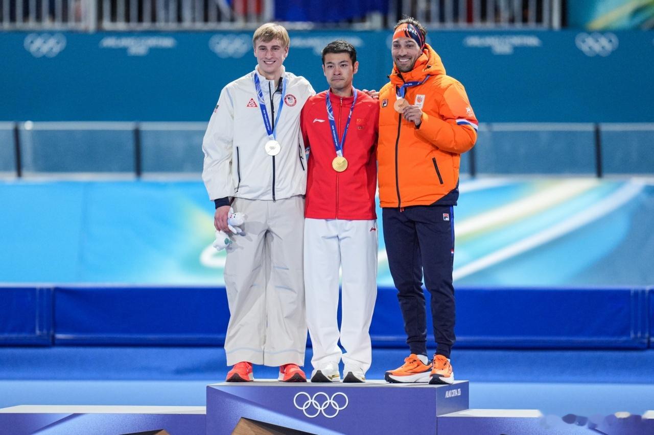 第3金！速度滑冰男子1500米：宁忠岩破奥运纪录夺金，本届夺1金2铜！宁忠岩金牌