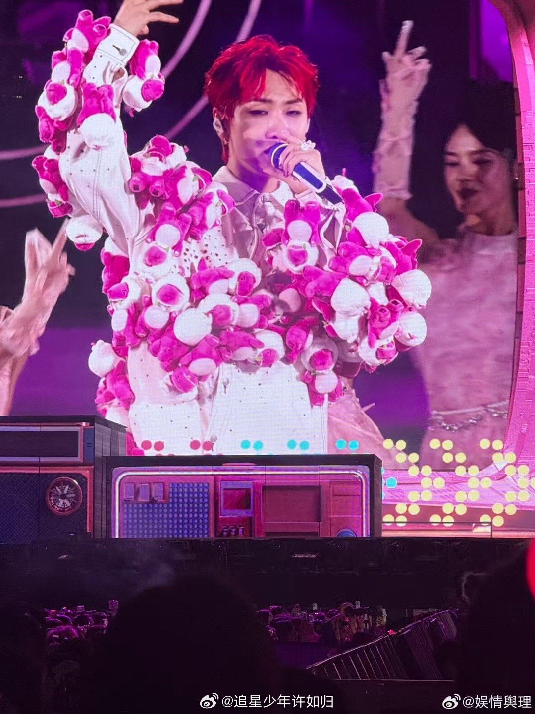 汪苏泷演唱会现场全是亲戚汪苏泷演唱会秒变认亲大会 汪苏泷在新加坡开唱，现场全是亲