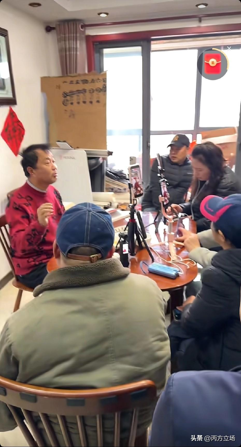 有网友说沈巍就是“当世孔子”，走红后每天七八个摄像头对着他，视频里不整那些虚头巴