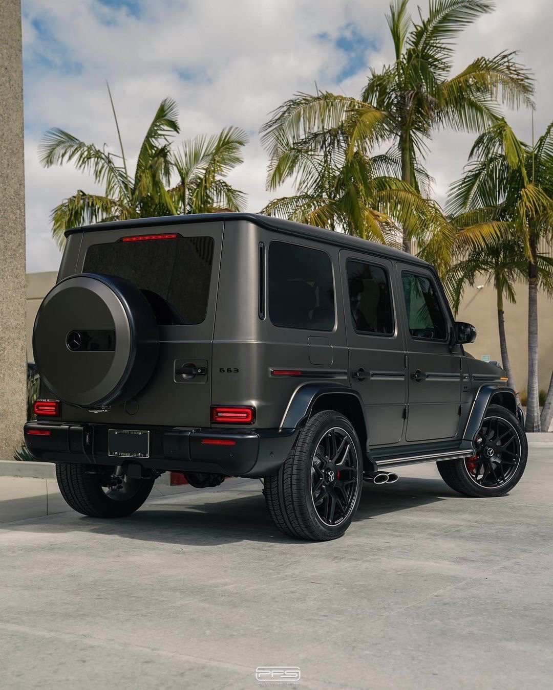 青铜漆绝对适合 G63 AMG🕵🏼#奔驰G级AMG##豪车超跑##car时尚