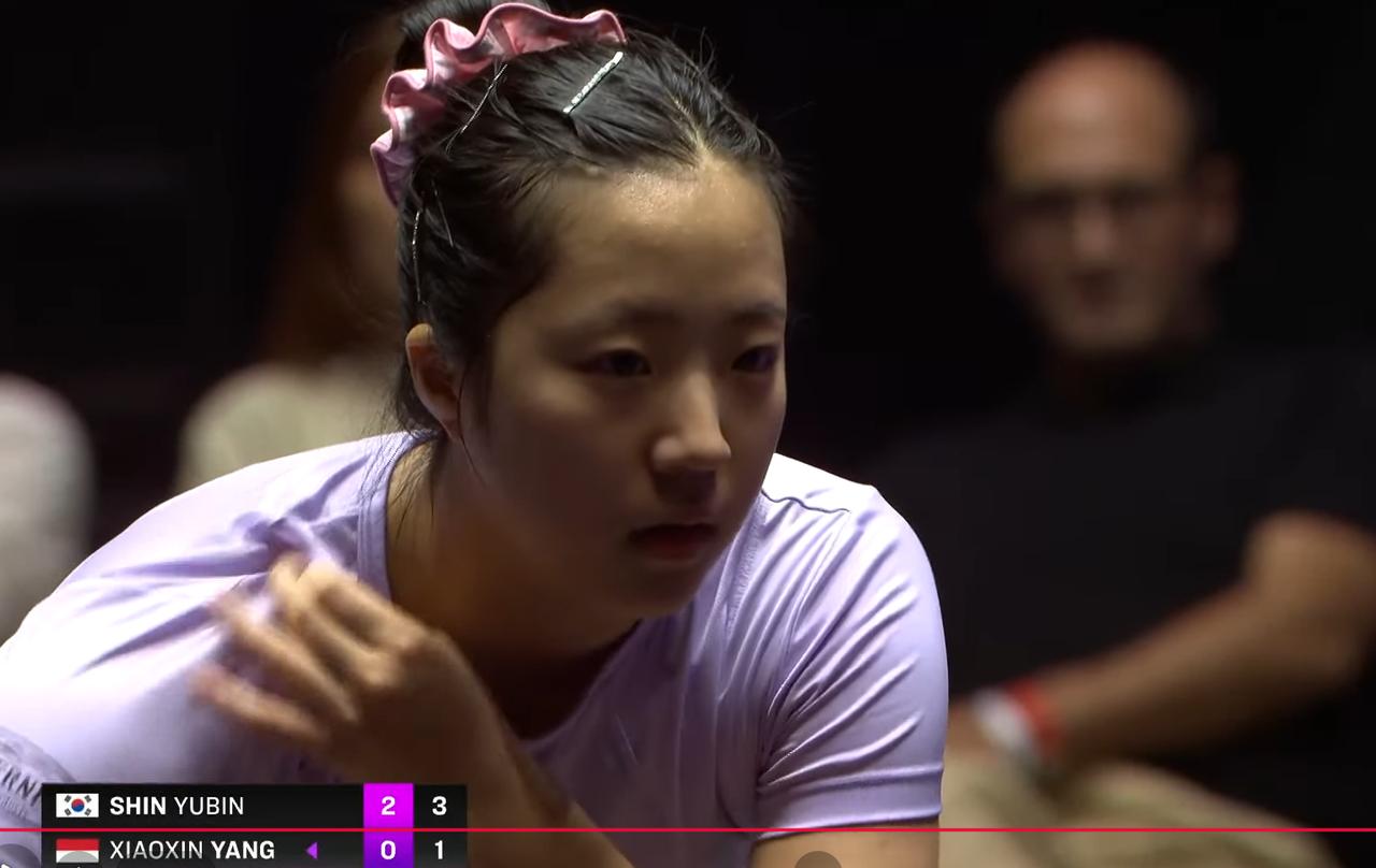 我算看明白了，这群法国观众都是颜值控，
今天申裕斌和杨晓欣的比赛，
申裕斌只要赢