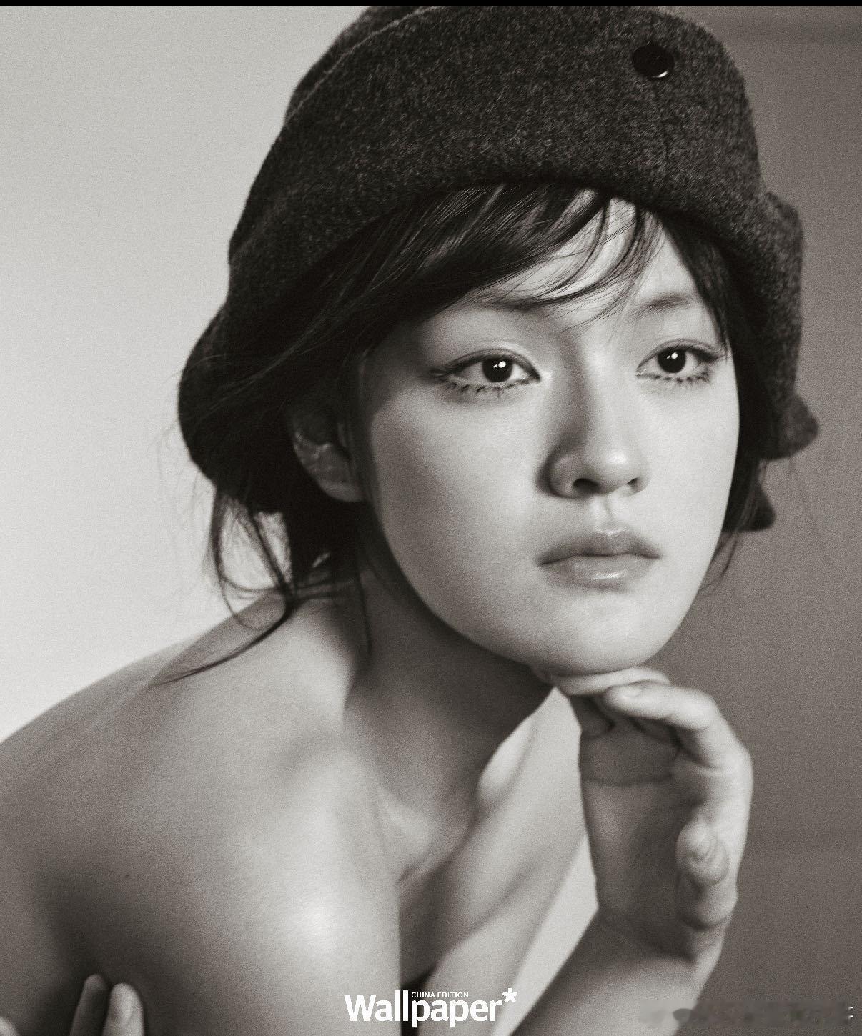 文淇文淇上睫毛下贴妆造文淇的下睫毛好前卫文淇又出新眼妆了！今天新封面这个眼妆，是