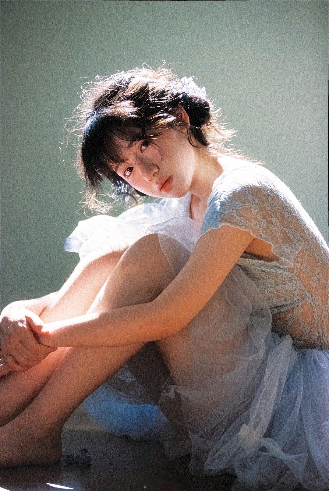 盛夏与蓝色有关 