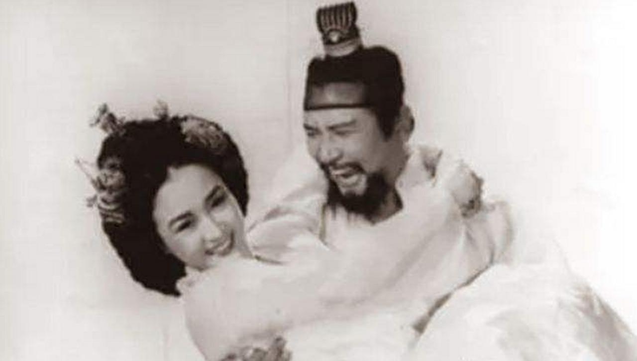 把皇帝当儿子骂，将大学变妓院！朝鲜宠妃张绿水，下场到底有多惨！

张绿水的出身，