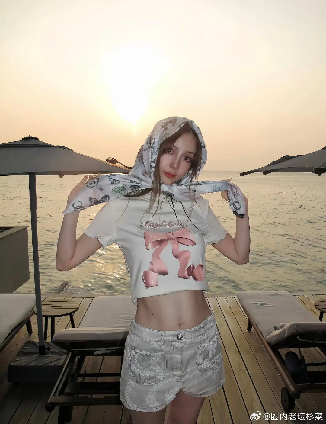 怎么感觉AB现在网红感越来越重了，脸也好怪 