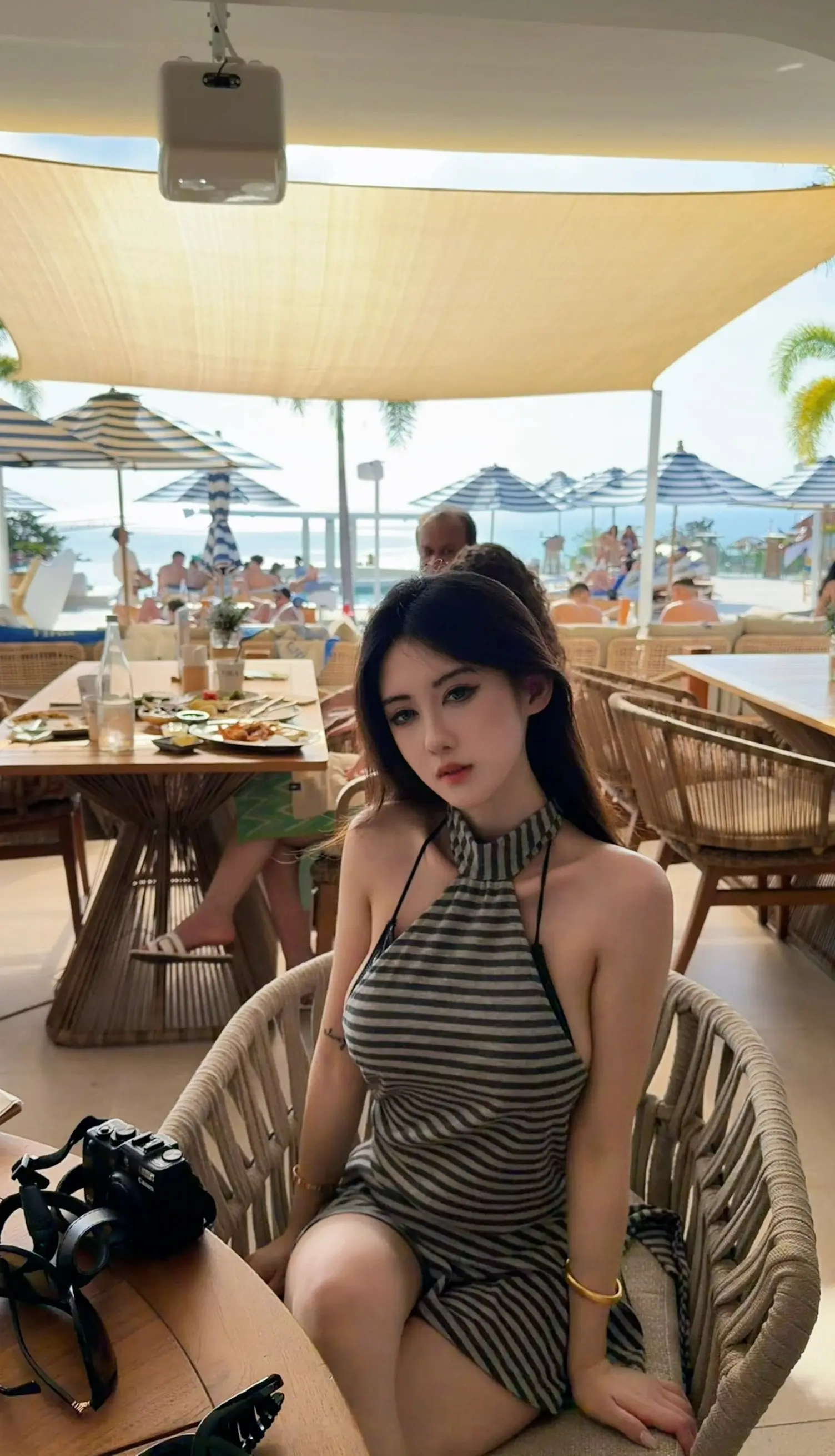 萎靡的海民生活。