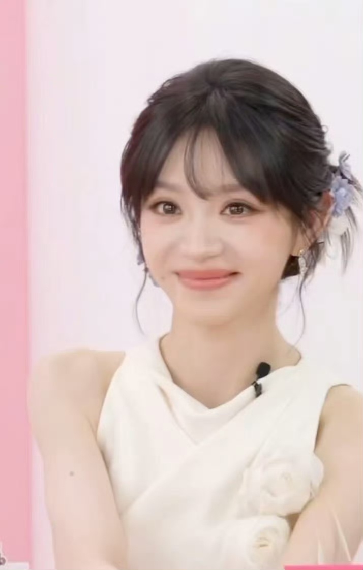 业内对田曦薇的评价田曦薇就是一个纯天然而且人品很好的大美女阿 