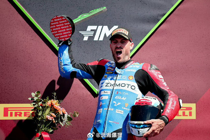 【#张雪机车夺冠#】北京时间3月28日至29日，世界超级摩托车锦标赛WSBK葡萄