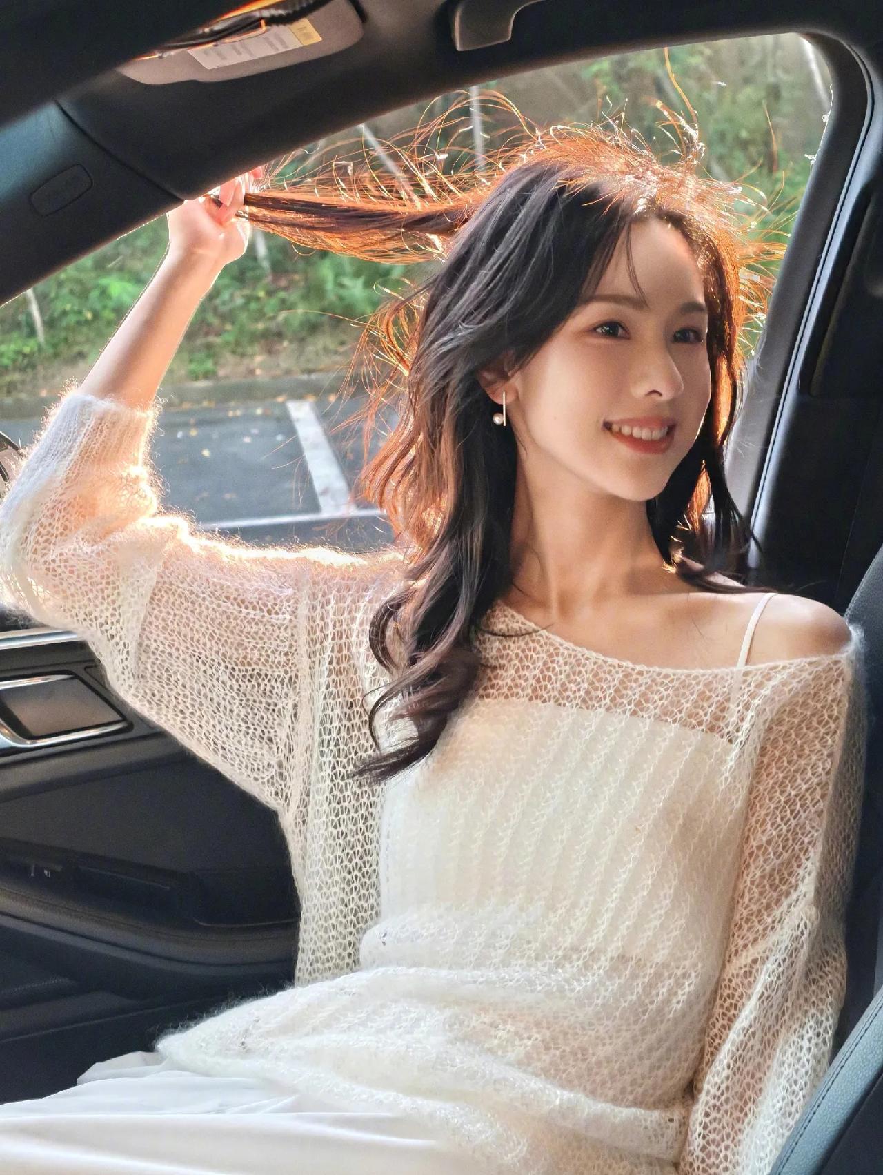 氛围感十足的嘟嘟[心]
#陈都灵# #娱乐# #说TA# #八卦手册#