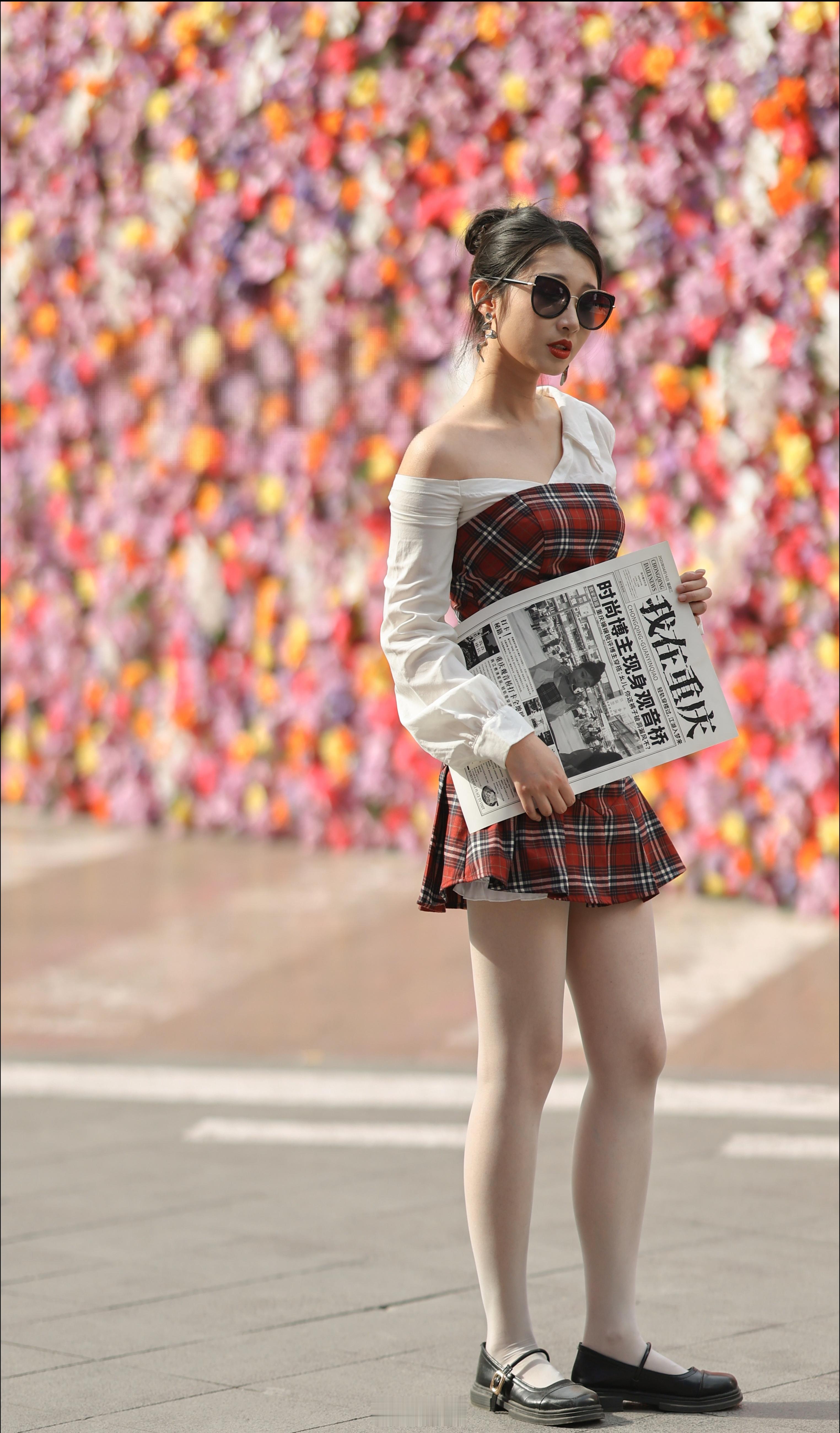 重庆街头的女孩 ​​​
