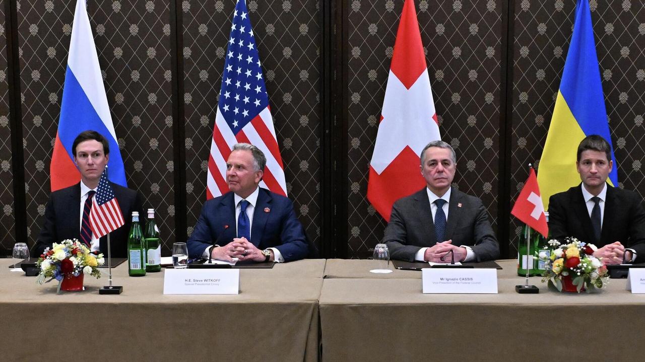 美国特使：俄美乌新一轮三方谈判或将在未来10天内举行

俄罗斯卫星通讯社 202