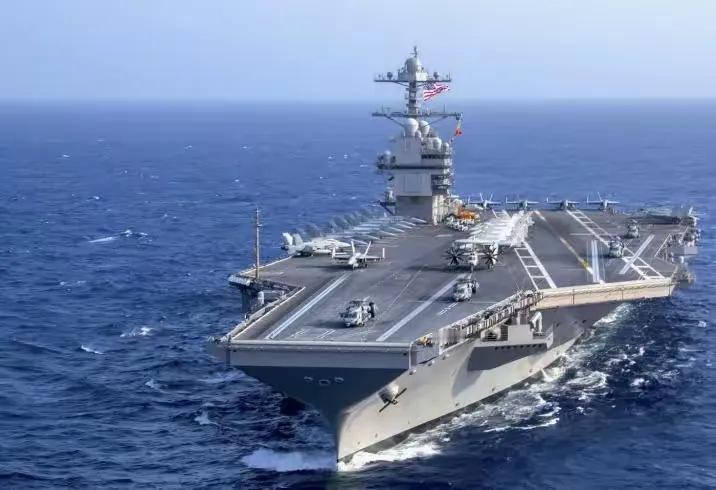 12万吨排水量的美国“肯尼迪”号航母即将问世
美国又将走向巅峰了？
瘦死的骆驼比