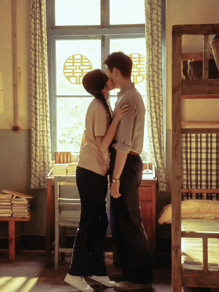 不想主副CP，今晚能不能来助力我们绝世好剧《纯真年代的爱情》破28000！