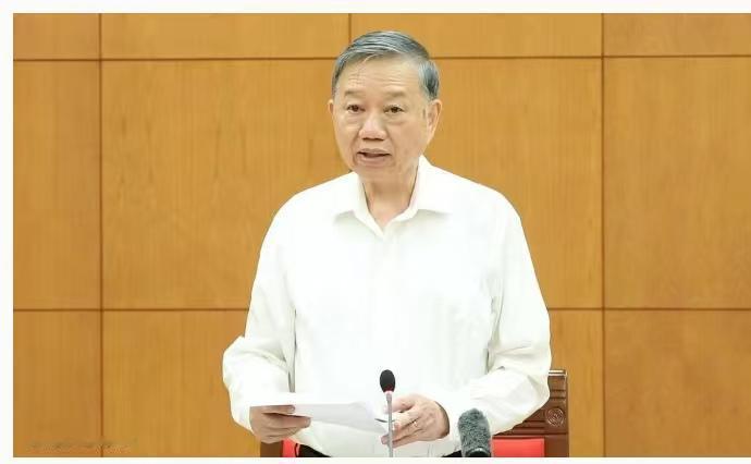 掷地有声！苏林表态越南的党员没有经营特权～～

9月14日，苏林在就制定越南党员