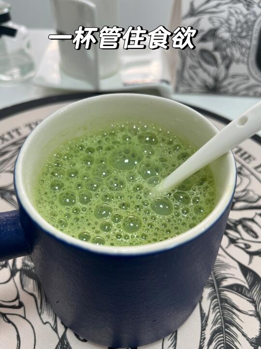 忍不住想暴食……