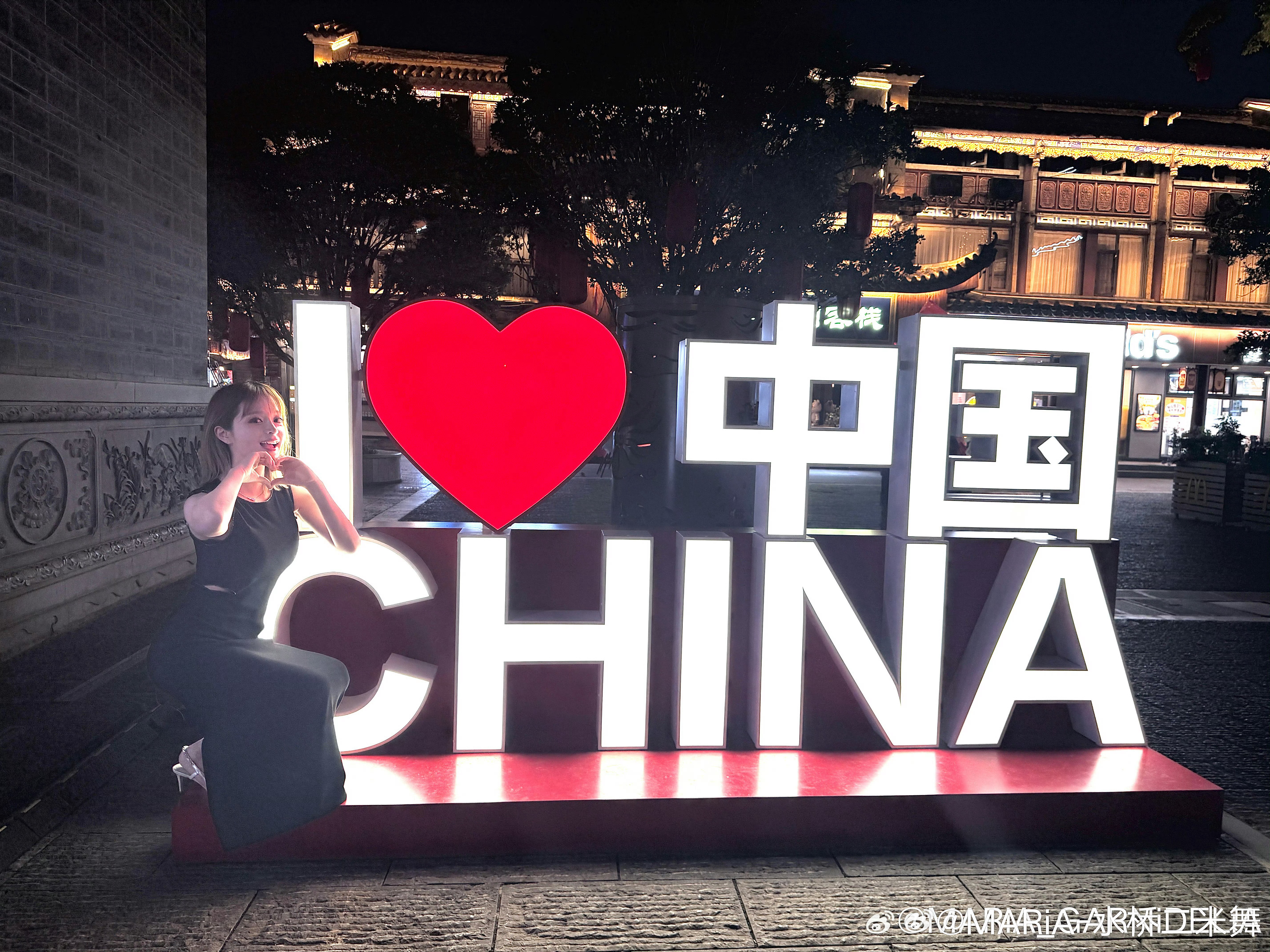 美依礼芽拜访中国驻日本大使馆与其在什么“彩排”“演唱会取消”这种敌人制造的议题上