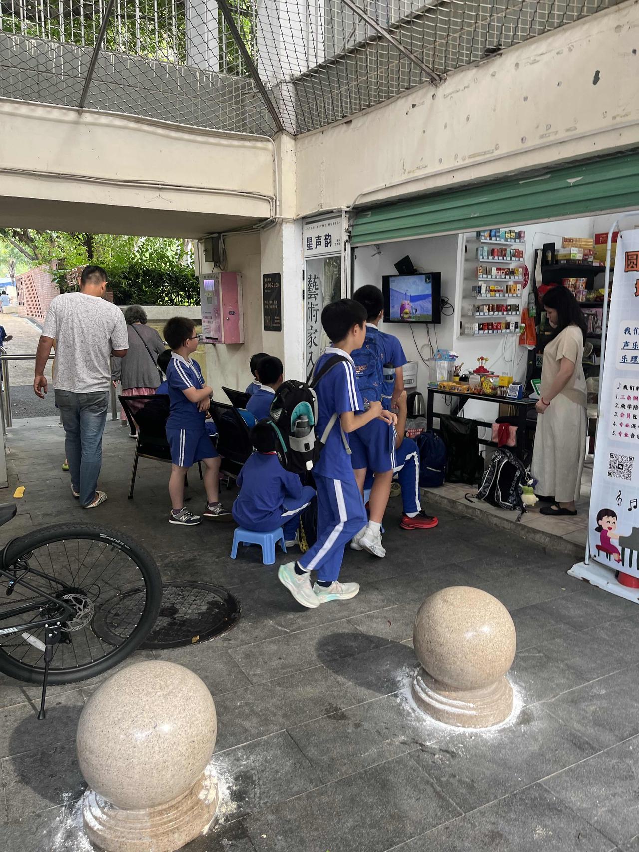 社会不缺消费能力，看你怎样抓住他，抓住消费年层，了解他们的思维！