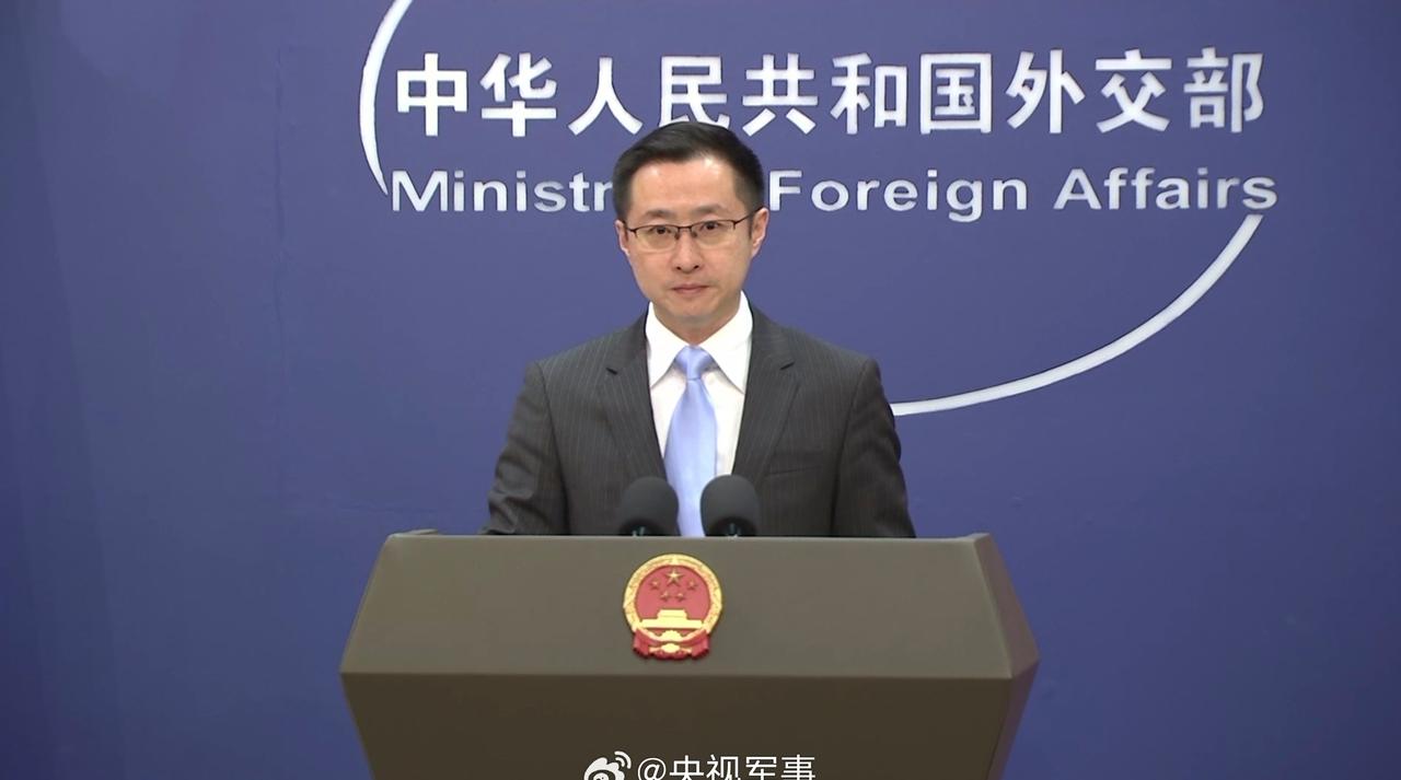 【美一再说三道四暴露其霸占运河图谋】今天，有记者就巴拿马有关港口内容提问。外交部