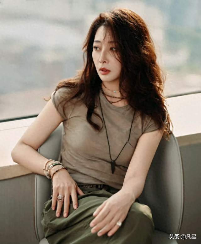 殷桃，在花少里的穿搭太好看了
