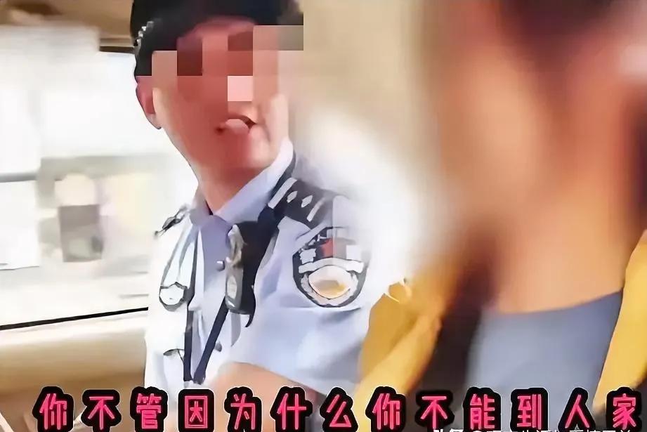 在衡量一名警察是否真正以人民为本的标尺中，处理讨薪纠纷无疑是一块试金石。尽管从职