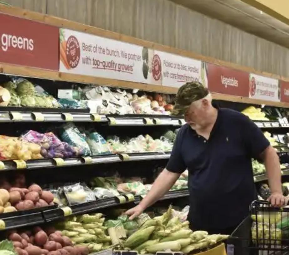 你没看有错，连纽约，都面临着食品救济问题。

如果说，加沙出现食品救济的问题，大