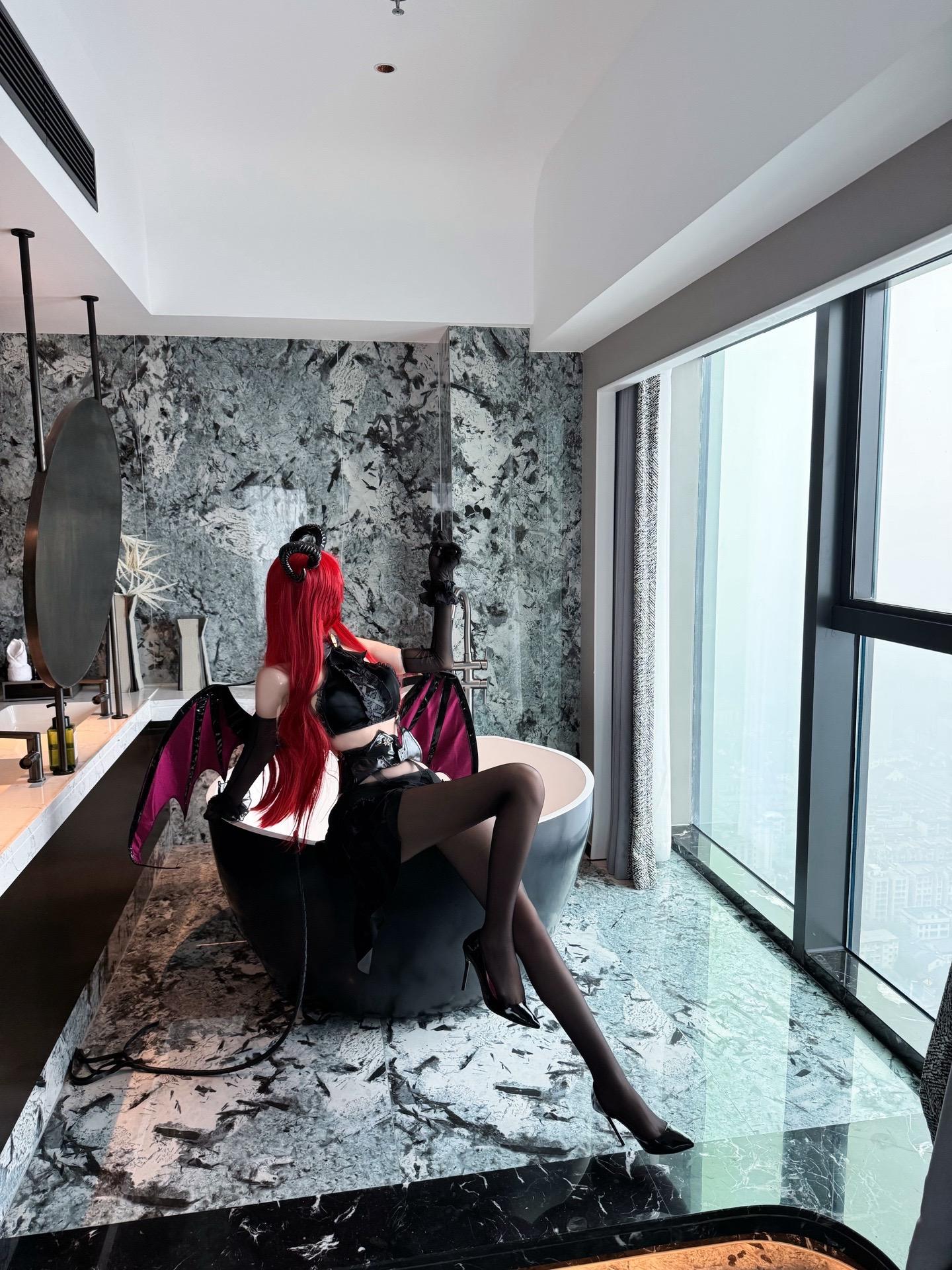 怎么不理我呀 我也是小猫咪cos