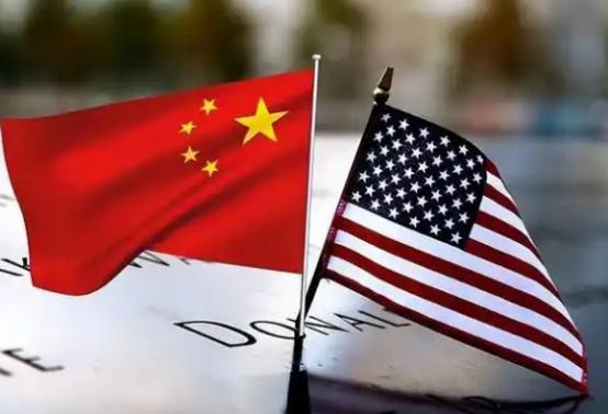 如果只用一个比喻来讲中美这些年，我想说：以前是摆摊做买卖，现在是合伙盖楼。
五十