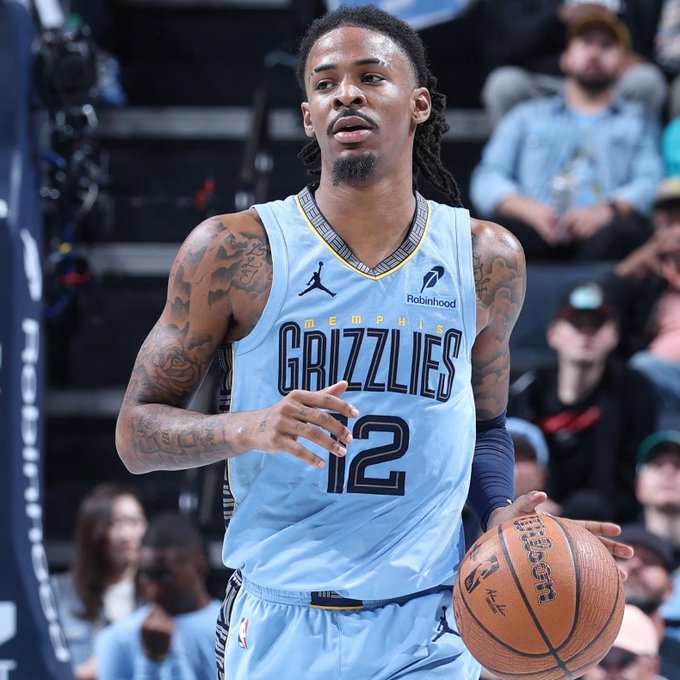 莫兰特摆烂式打法 纯开摆了是么？灰熊不敌雷霆，莫兰特状态低迷，全场18投3中，全