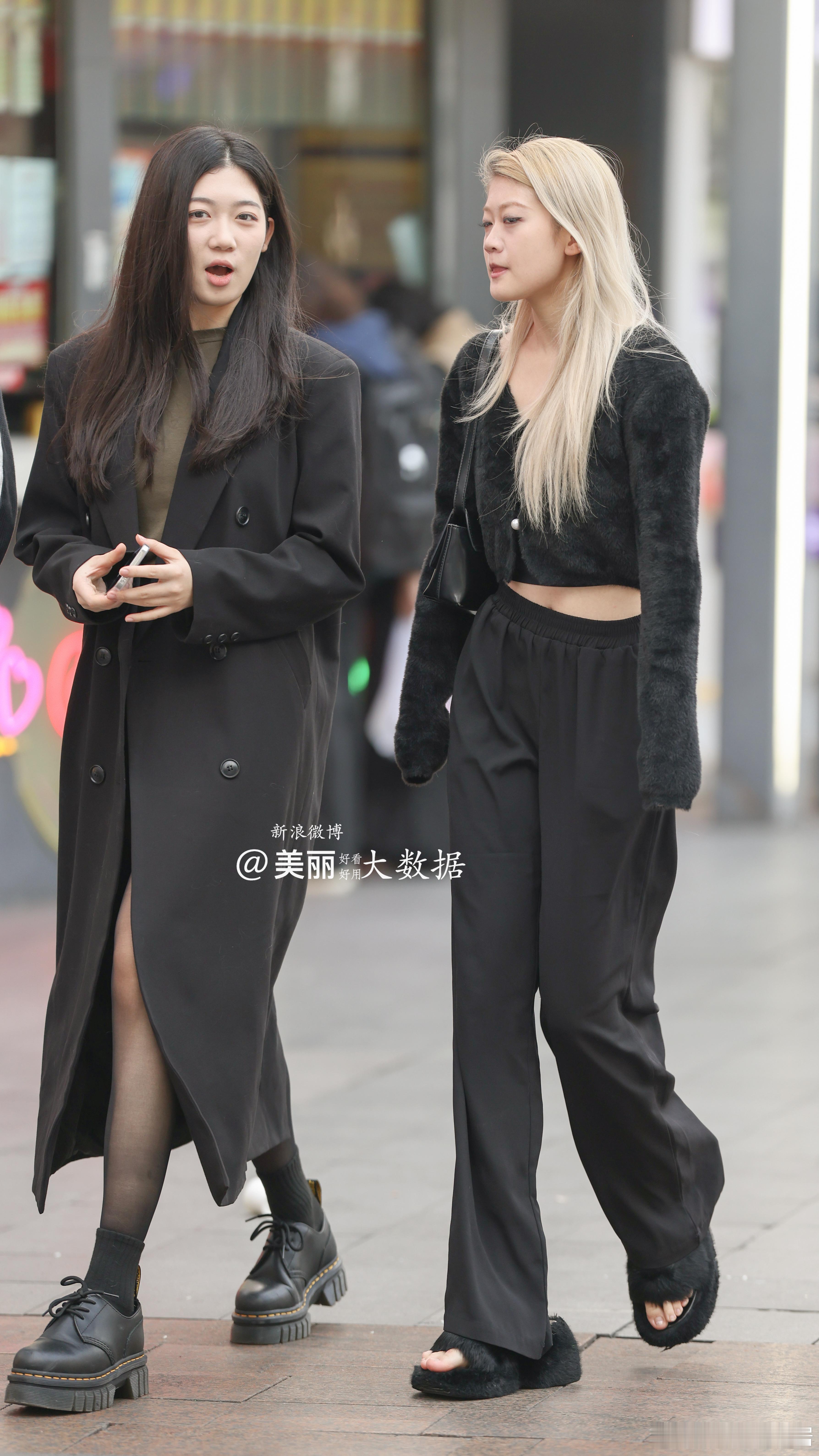 开开心心逛街中~ 