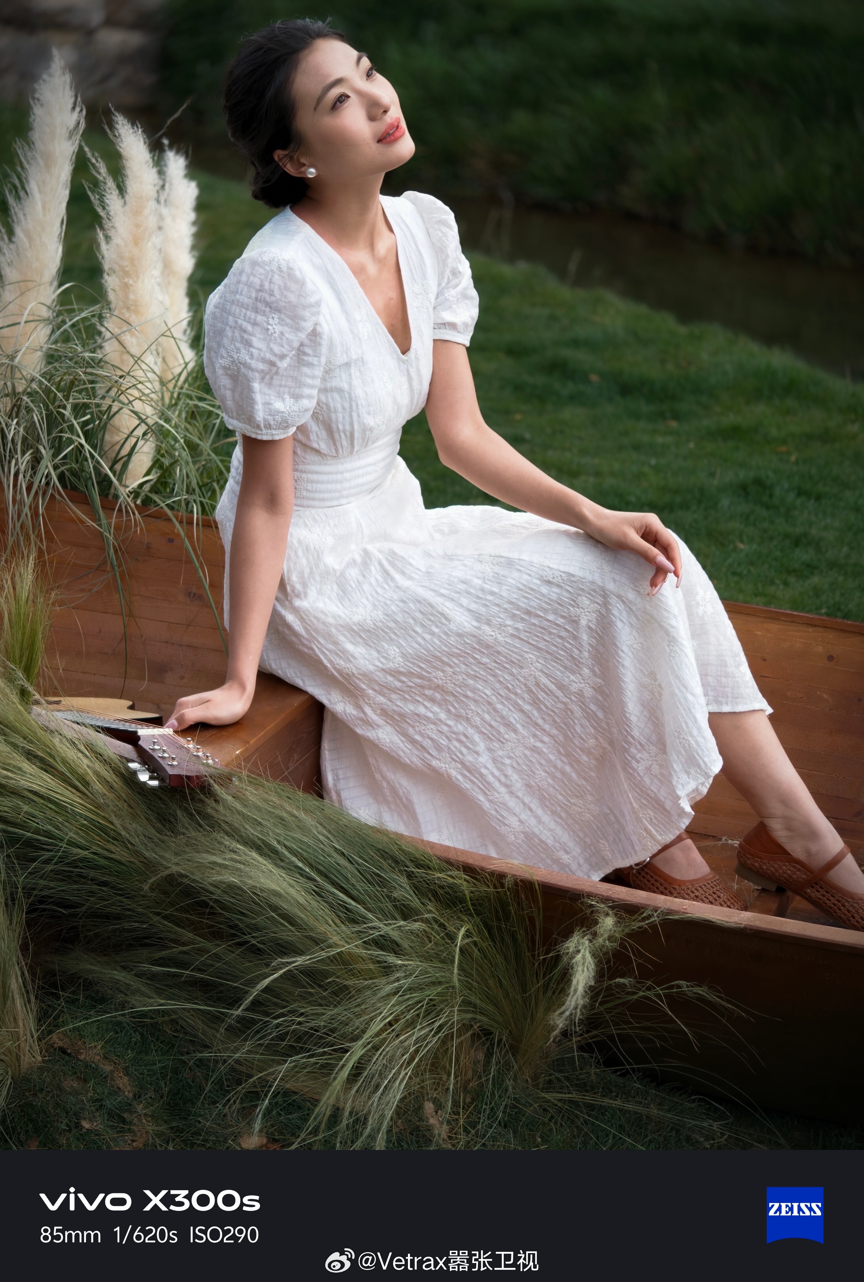 今晚在这里，vivo X300s / X300 Ultra 发布会。 丽江·Cl