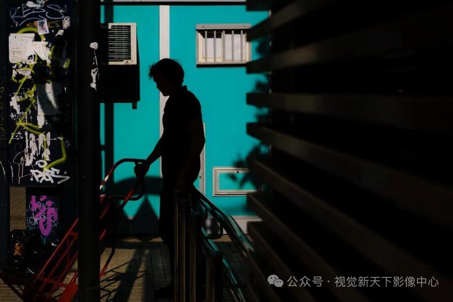真正的聪明人，不和任何人怄气。