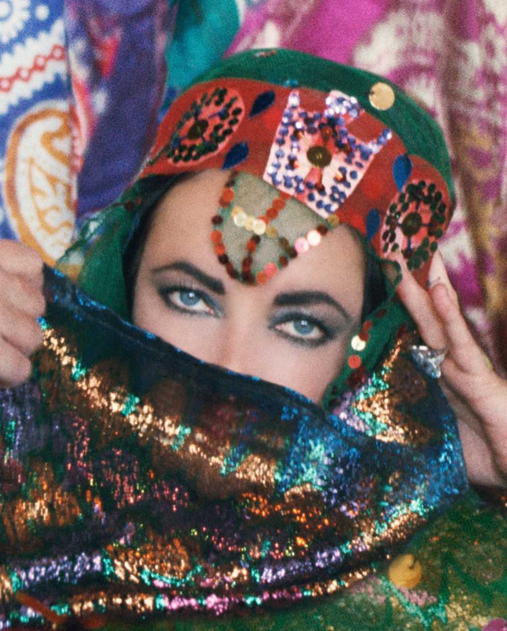 【来自投稿】1976年 伊丽莎白·泰勒在伊朗 