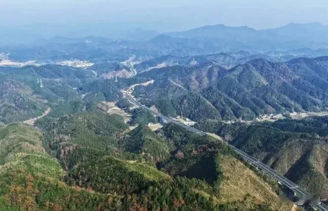 全省唯一，安徽省这一高速项目获全国典型
近日，中国公路学会发布2026年度公路隧